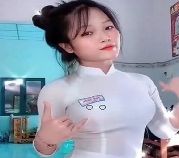 Em nghiện thủ dâm ở cấp ba